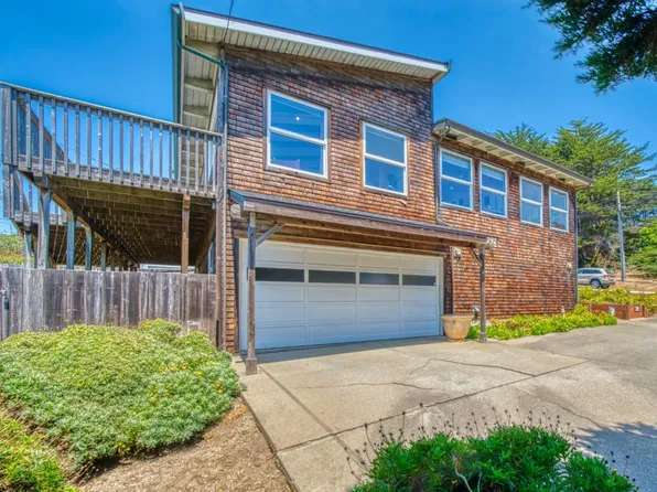 297 14th St, Montara, CA 94037