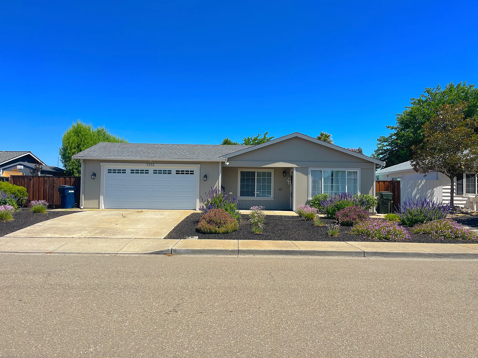 5552 Idlewild Ave — Photo 1