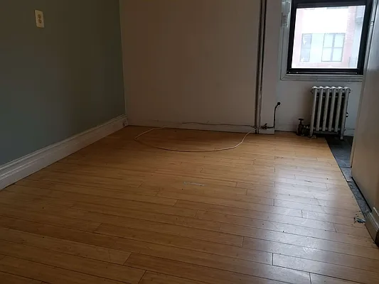 Rented by Dorit Avidar, LREB | media 5