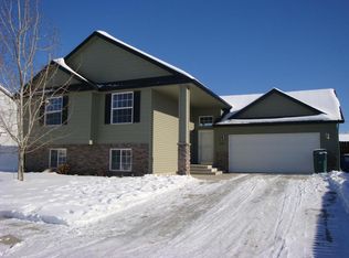8106 N Courcelles Pkwy, Hayden Lake, ID 83835