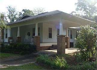 3rd image of 203 N Sandifer St