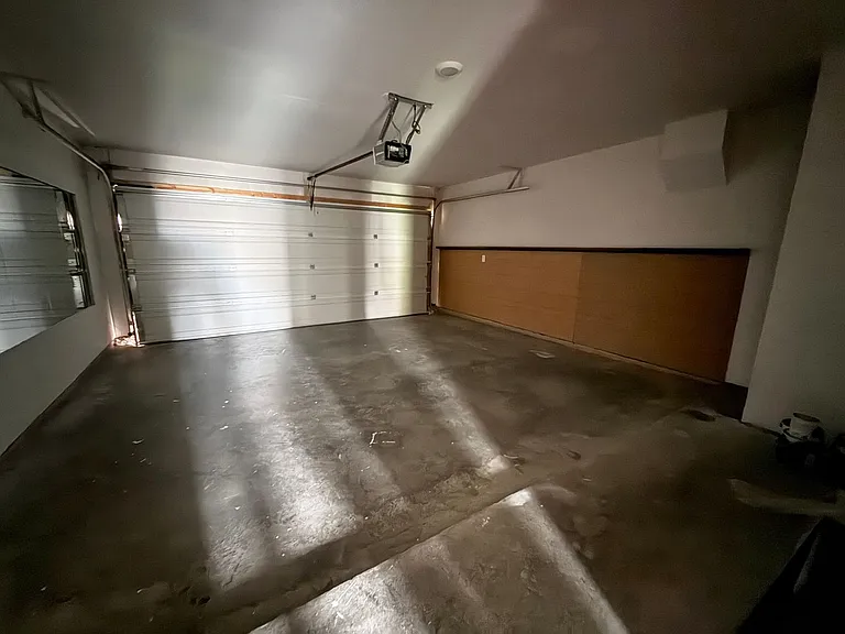 9610 Murandy Dr — Photo 28