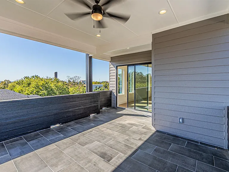 4319 Sylvester St — Photo 28