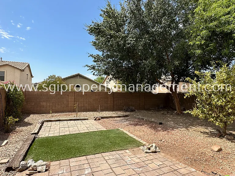 2523 W White Feather Ln — Photo 14