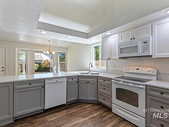 4th image of 2142 W Lasher Ct