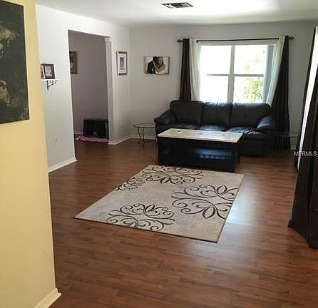 3rd image of 5565 Westchester Blvd