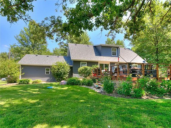 3rd image of 1736 Inwood Dr