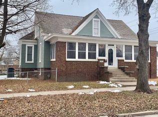 1021 S State St, Beardstown, IL 62618