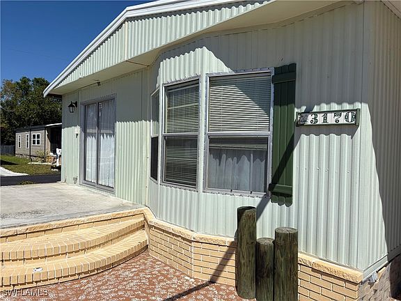 3rd image of 3170 Glenbrook Dr