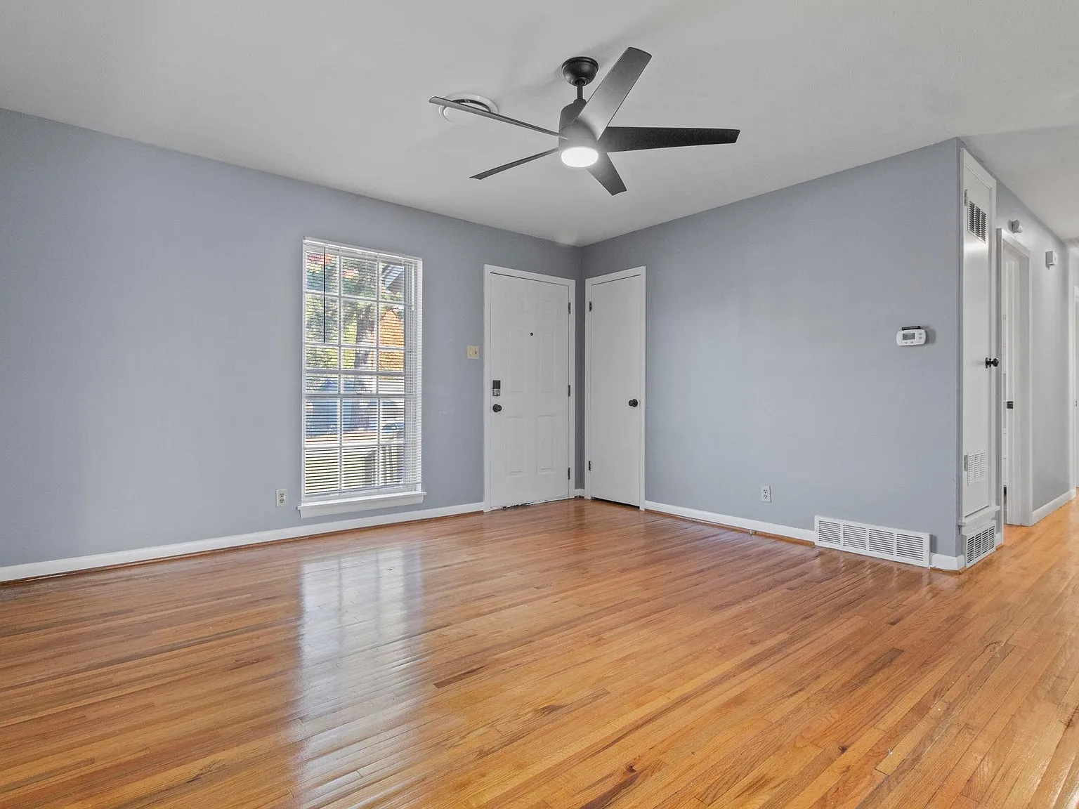 4 bed, 1250 sqft, $1,275 — Photo 4