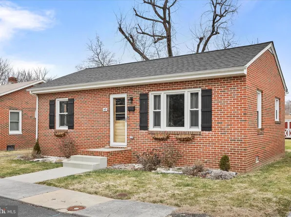 149 Brown St, Strasburg, VA 22657