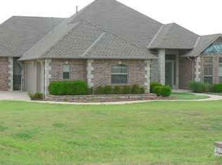 10325 Joseph Way, Yukon, OK 73099