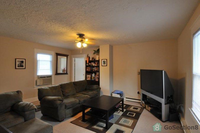 2nd image of 27 May St #1