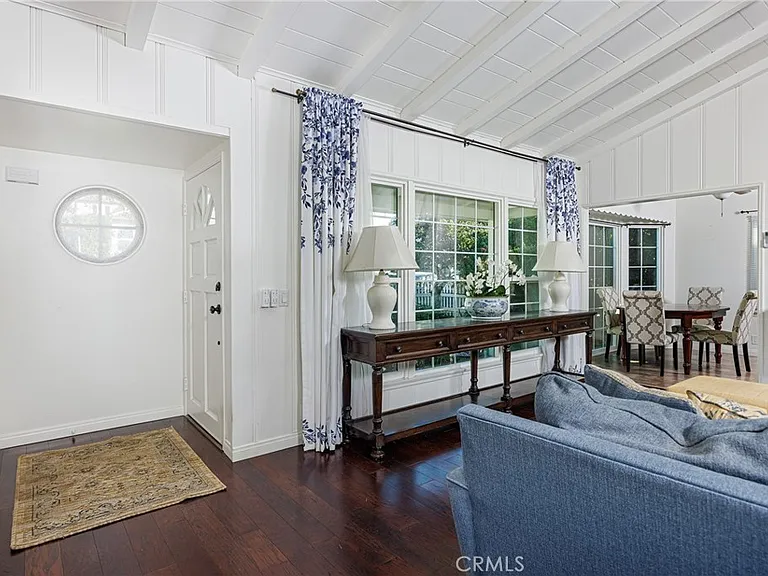 361 Cypress Dr — Photo 8