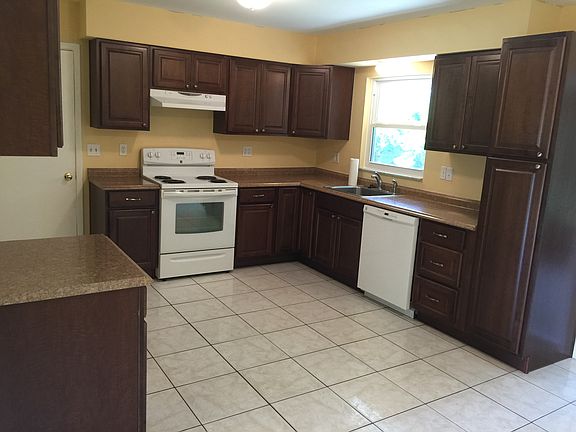 2nd image of 13872 SE 37th Ter