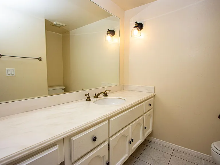 6035 Broadstone Cir — Photo 13