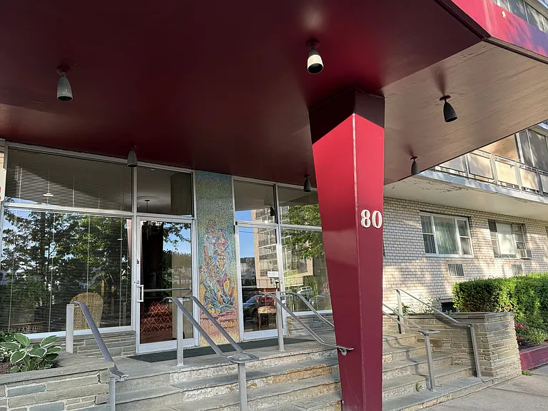 80 Cartright St #1G — Photo 4