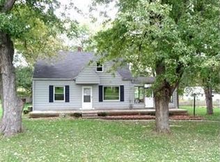 1875 Knight Rd, Akron, OH 44306