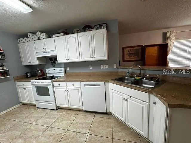 3 bed, 2.5 bath, 1477 sqft, $2,550 — Photo 3