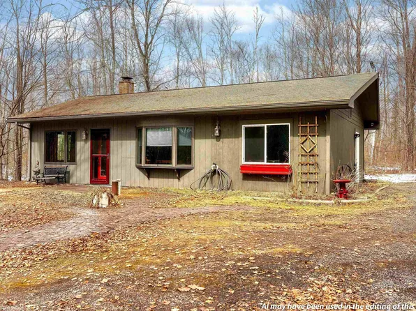 6526 S County Rd E, Hawthorne, WI 54842