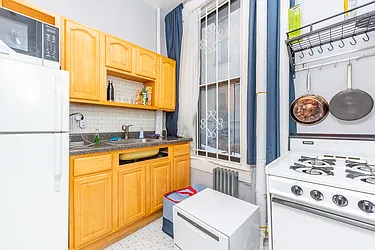 Rented by Modern Spaces