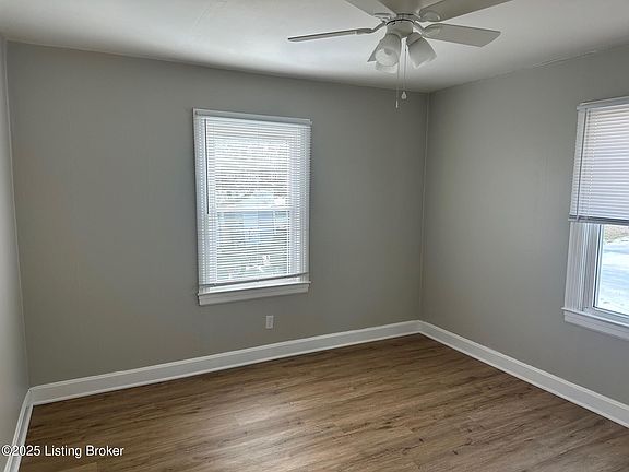 5th image of 118 Highland Ave