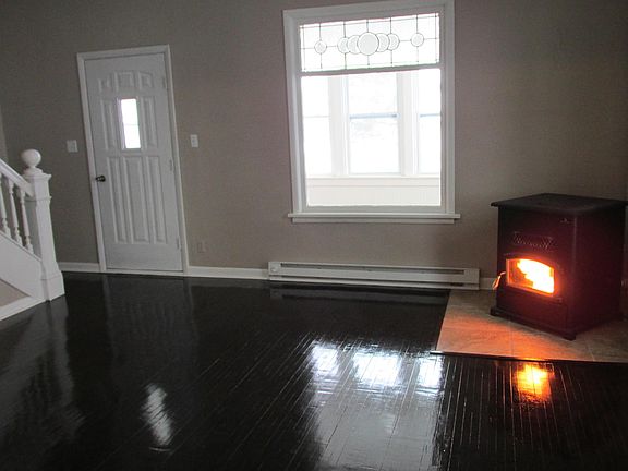 3rd image of 78467 County Road 46 E