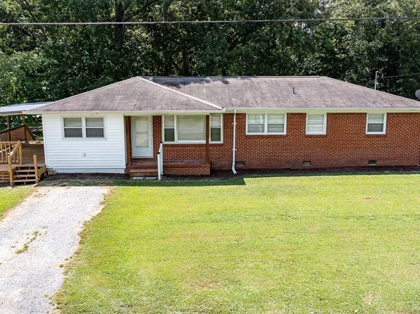 901 3rd Ave NW, Arab, AL 35016