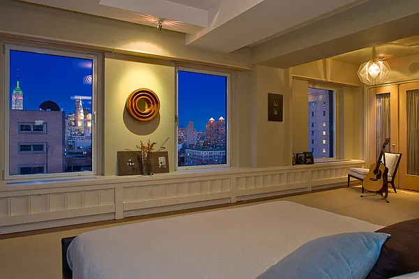 Sold by Ann Weintraub, Ltd. | media 7