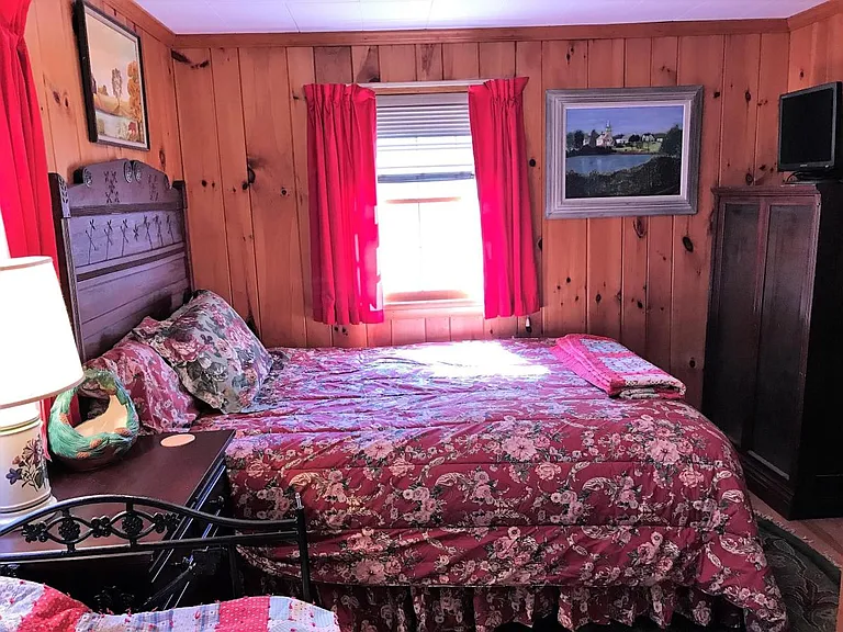 10 Juniper Ln — Photo 35