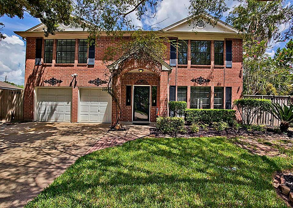 1st image of 6106 Tainson Dr