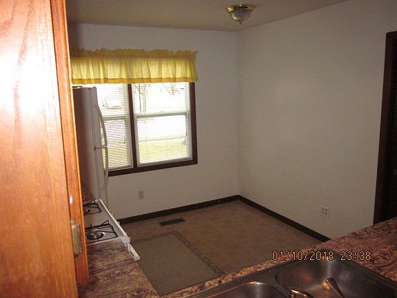 5th image of 2360 Sunflower Ct