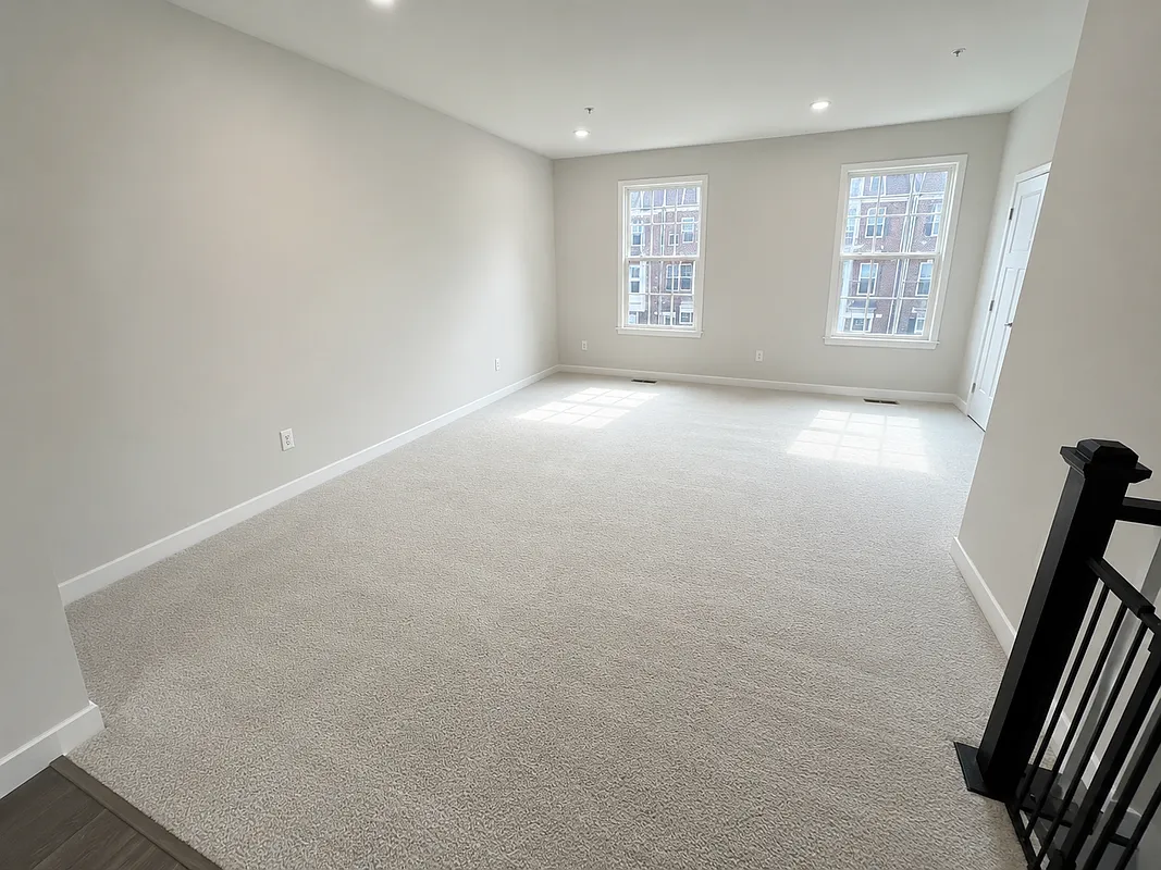 3 bed, 2.5 bath, 1741 sqft, $3,200 — Photo 2