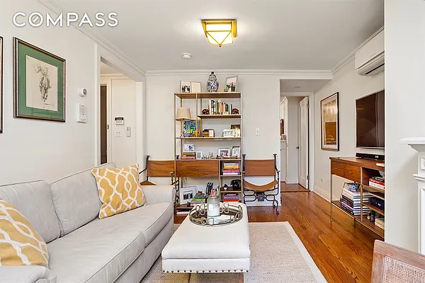 Rented by Compass | media 35