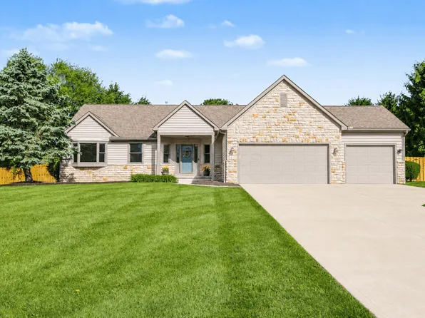 42 Millstone Cir, Pataskala, OH 43062