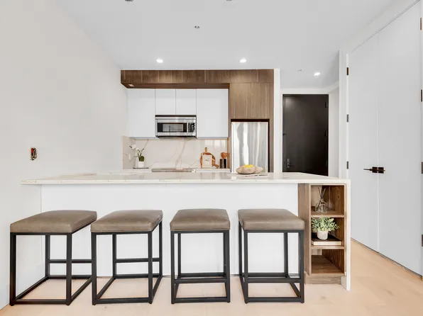 156 Somers Street 6AB image 8 of 9
