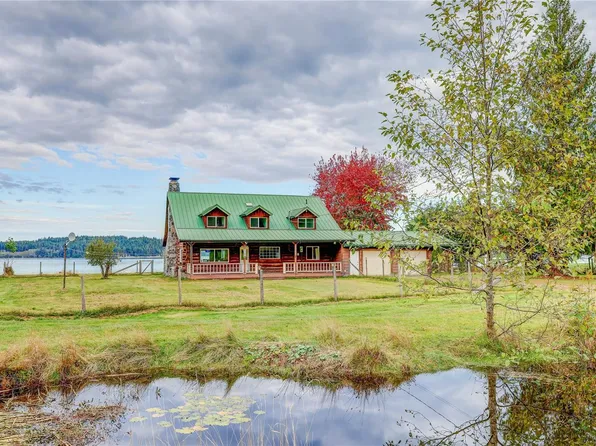 6020 Mine Rd, Mount Waddington, BC V0N 2R0