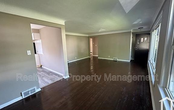 5th image of 4156 Feiner Dr