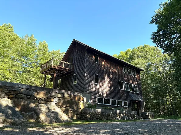95 May Hill Rd, Monson, MA 01057