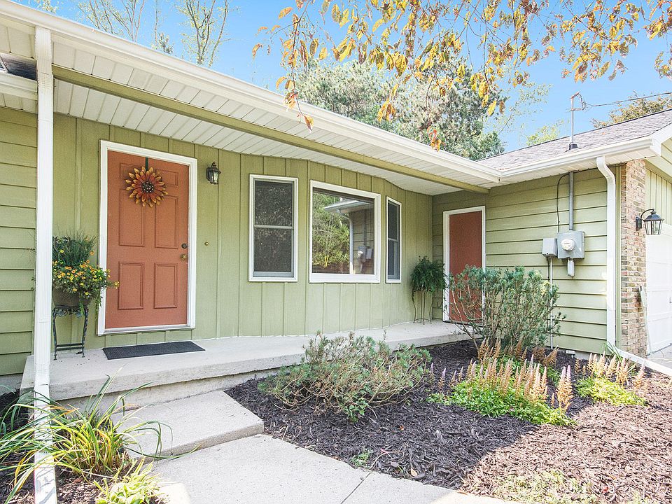 1st image of 8082 Eldred Dr NE