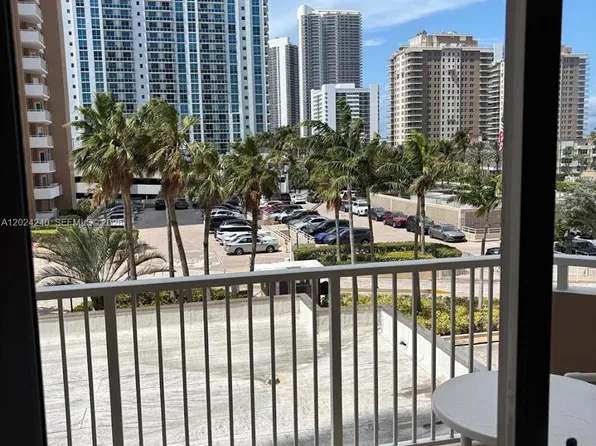 1985 S Ocean Dr APT 3B, Hallandale, FL 33009