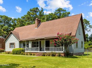 3004 Fairway Rd, Morehead City, NC 28557