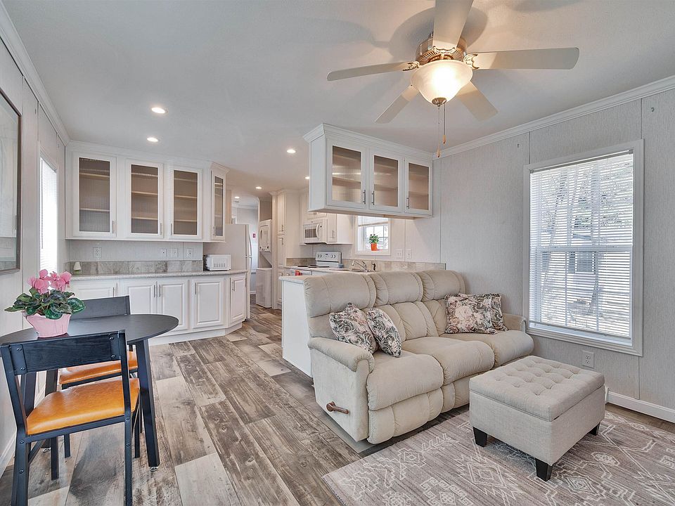 1st image of 120 Robin Hood Drive #120