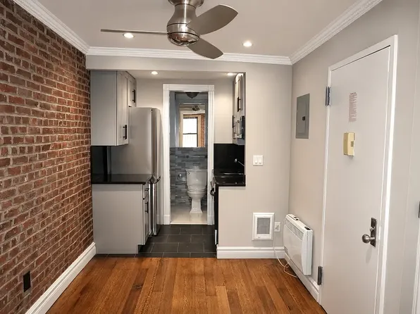 345 West 53rd Street image 1 of 8