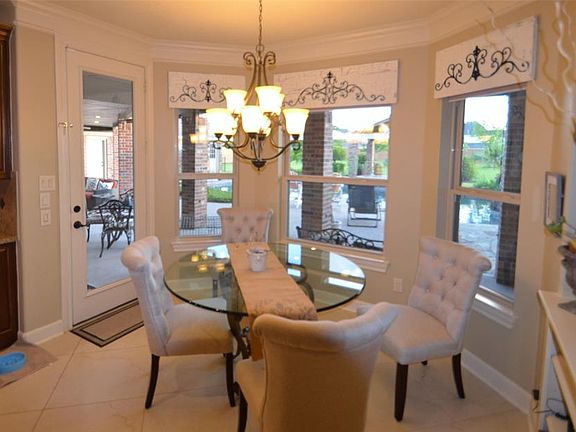 5th image of 3956 Pebble Brook Dr