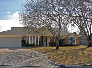 7608 Northfield Dr, North Richland Hills, TX 76182