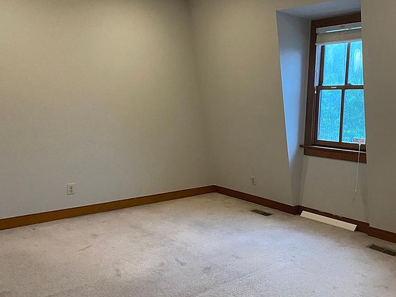 Upper Front Bedroom