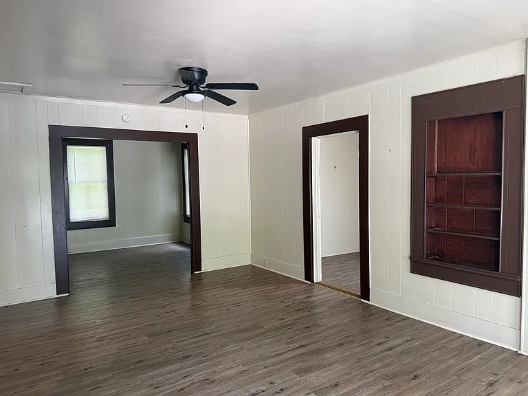 1219 Saint Michael St — Photo 14