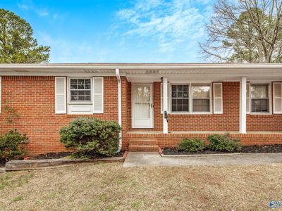 1818 Carson Ln NW, Huntsville, AL, 35816