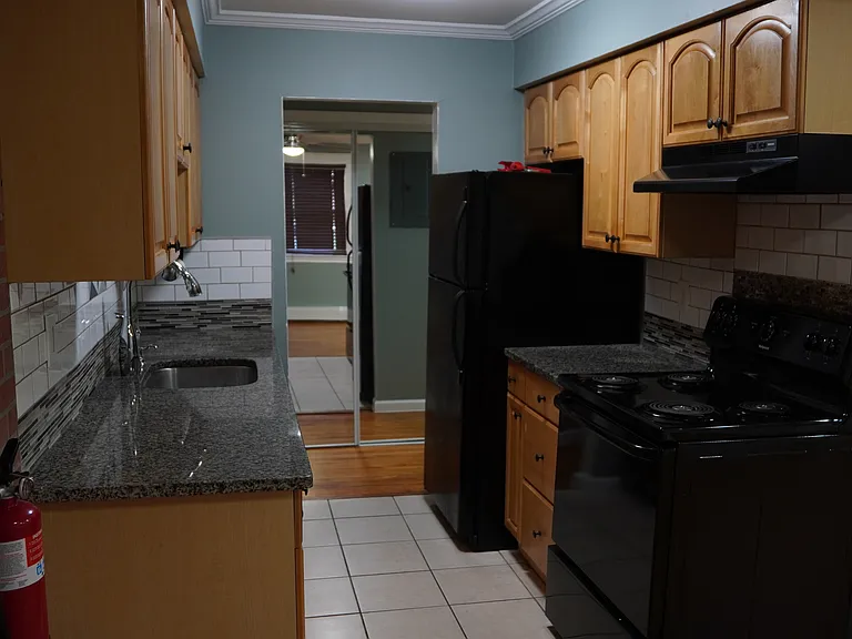 63 Stonehurst Blvd #C — Photo 7